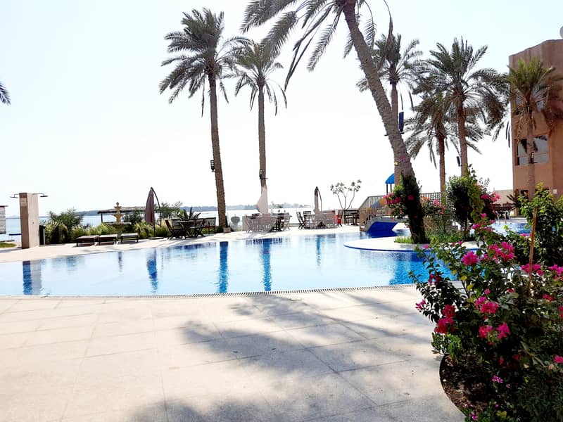 SEMI FURNISHED VILLA WITH PRIVATE POOL AND SEA VIEW JETTY FOR RENT-333 0