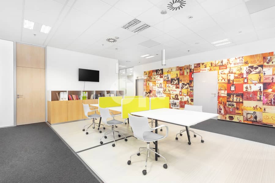 Book a reserved coworking spot or hot desk in BAHRAIN, Almoayyed Tower 4