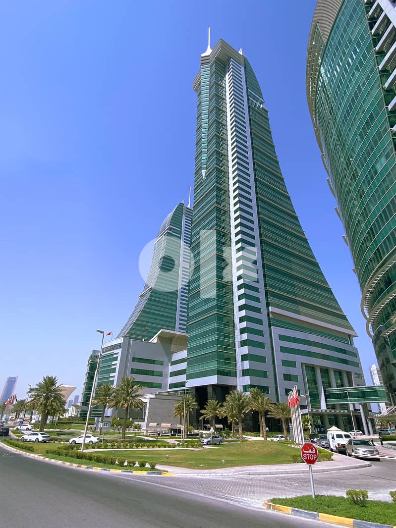 Open plan office space for 10 persons in BAHRAIN, Financial Harbour 1