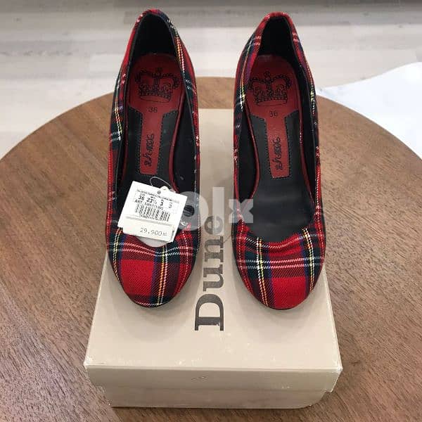 urgent sale new Dune ladies shoes selling for the half price. 0