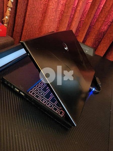 Alienware NoteBook P06T 11"inch for sell 6