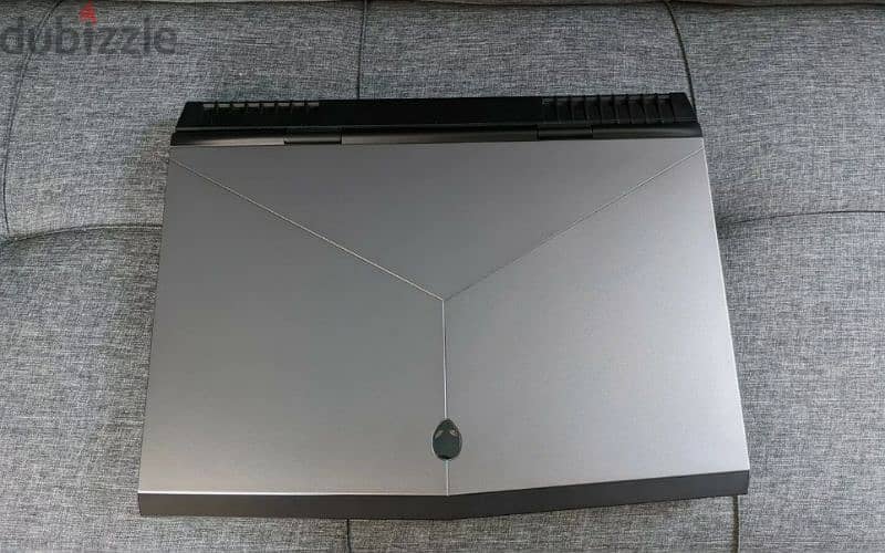 Dell Alienware  i7 24GB 1.25TBSSD Gaming laptop 5