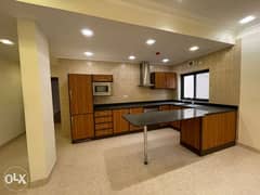 Modern and spacious 2 bedroom flat in Tubli 0