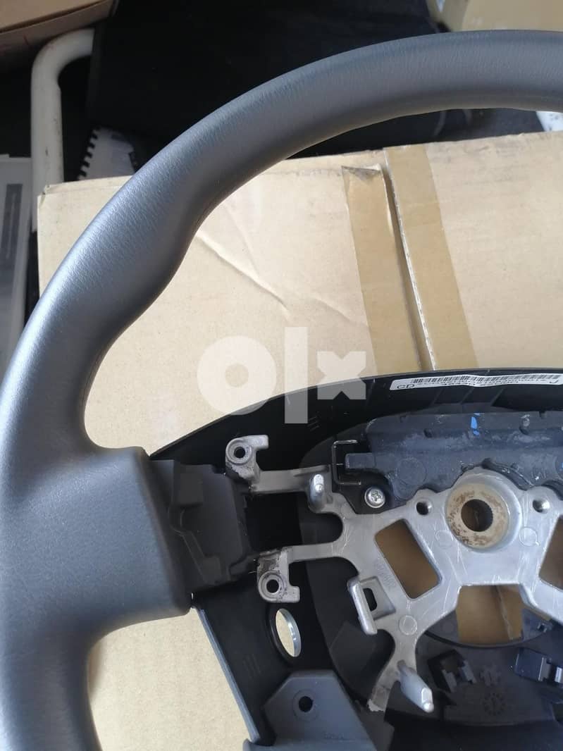 Steering Wheel , Nissan Patrol 4