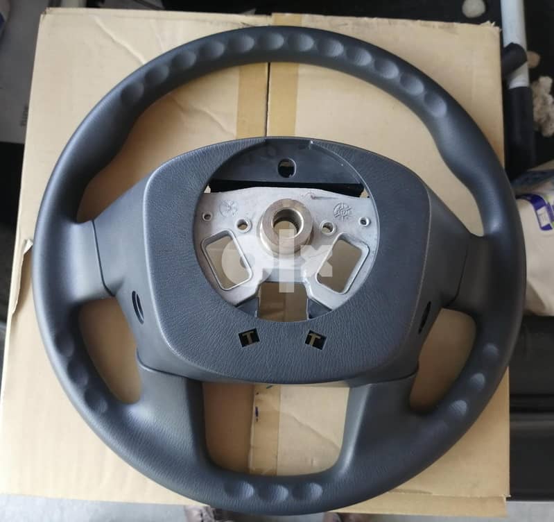 Steering Wheel , Nissan Patrol 6