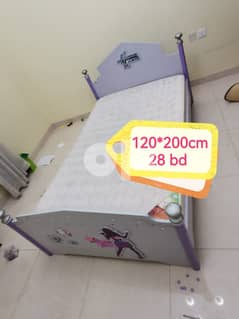 Kids bed for sale in cheap price. 0