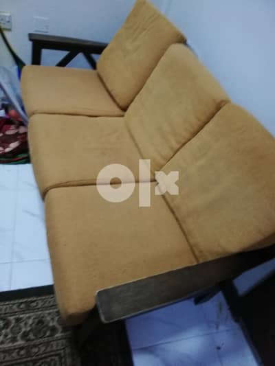 Seven  setter sofa set in three piece 1+2+3 good condition.