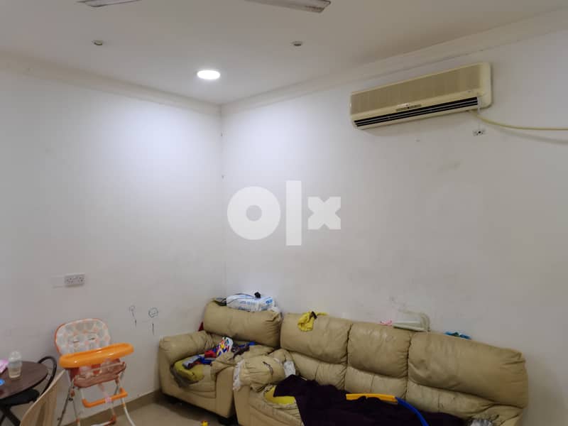 شقة للايجار في مدينة عيسى في منطقة حيوية  Apartm. for rent in Isa Town 1