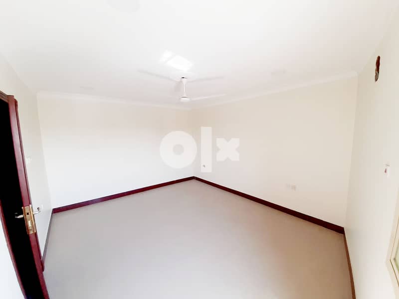 Great Deal-For rent Office space with Convenient budget in salmabad 11