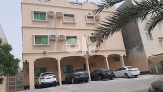 Spacious 3 Bedroom Flat Barely Used, For Rent In Isa Town 0