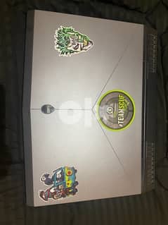 Dell Alienware  17 R4 gaming Laptop 1080p Full Hd for sale 0