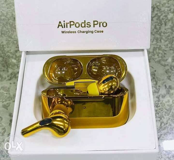 Gold Airpods Pro 4