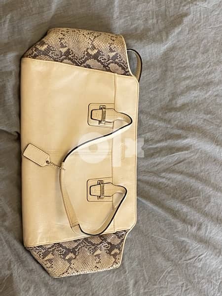 Coach handbag mint condition 1