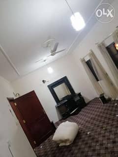 للايجار شقة راقيه الحجيات شامل الكهرباء luxury flat for rent in Al-Haj 0