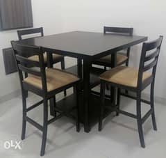 Dining table with four chairs طاولة طعام مع اربع كراسي 0