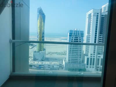 Sea view 2 BR flat on higher floor with balcony and closed kitchen