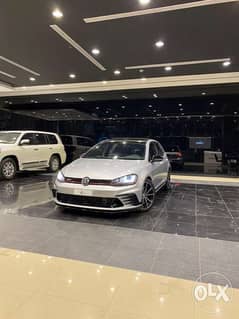 Volkswagen golf GTI model 2017 0