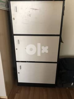 Used cupboard for sale 10 bd only 0