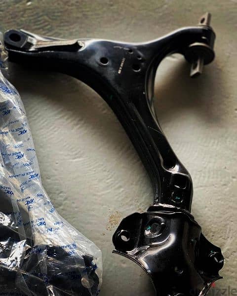 Honda accord 2014 Lower Arm Complete 1