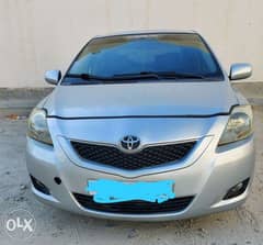 We are selling Toyota yaris 2009 model 0