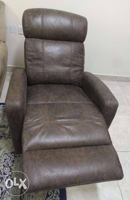 Relaxing chair 0