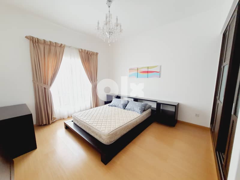 Large 2 bedroom Apartment walking distance chris school@saar 6