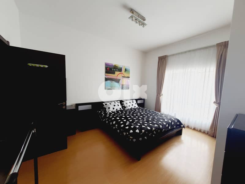 Large 2 bedroom Apartment walking distance chris school@saar 7