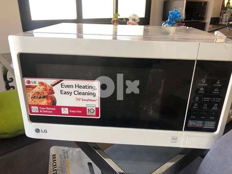 LG microwave 2