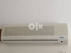 2.5 ton Spilt ac for sale in good condition and good coling 0