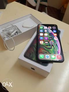 iPhone XS Max 256gb with warranty all accessories original 0