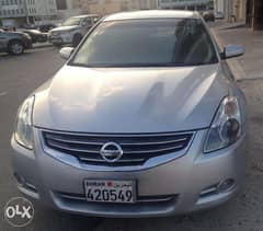 Nissan Altima - Family used car in good condition 0
