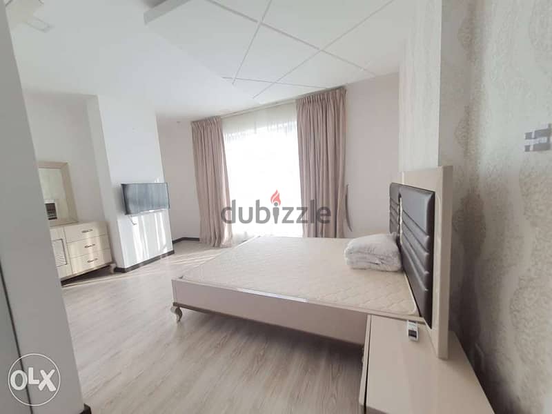 Modern fully furnished apartment with large balcony 7