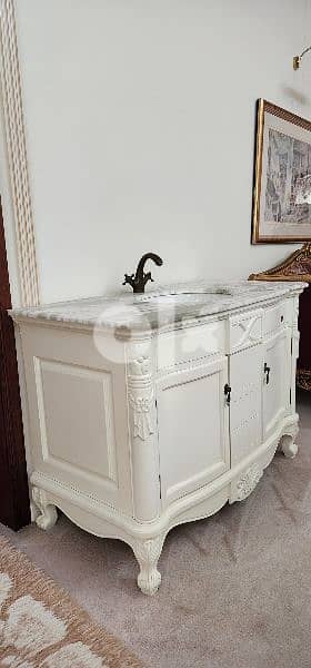 sink with cabinet classic style + large mirror with white frame 4