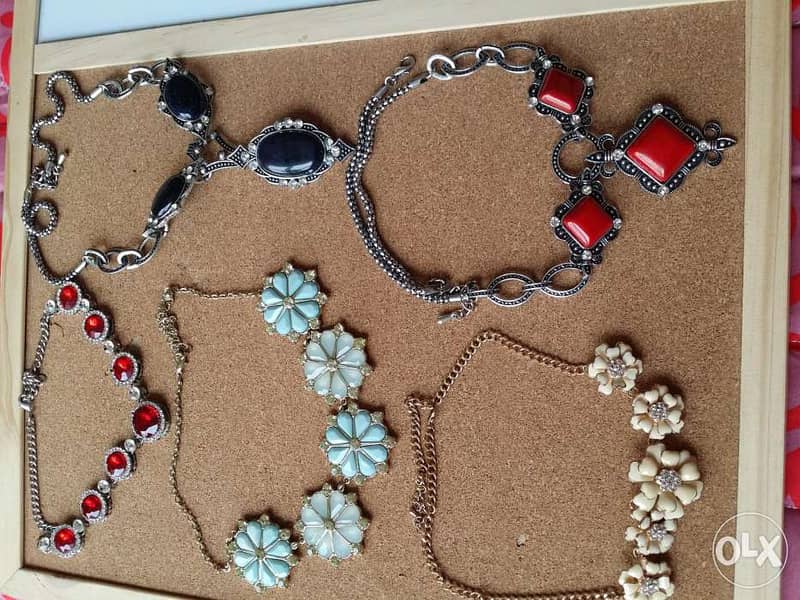 Necklaces, earrings and bracelet 1