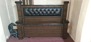 Bed for sale with mattress 0