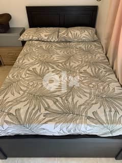 double bed with medicated mattress for sale 0