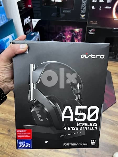 astro A50 Wirelessheadset  And base station 0