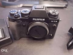 Fujifilm X-T2 Mirrorless Digital Camera 0