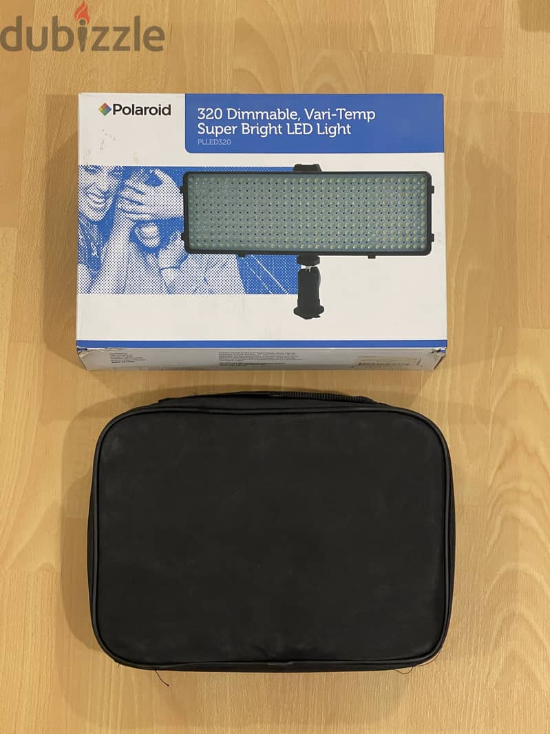 Polaroid 320 LED Video Light 1