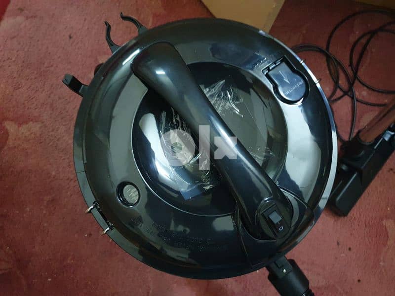 Brand NEW Geepas Vacuum Cleaner 2300w 2