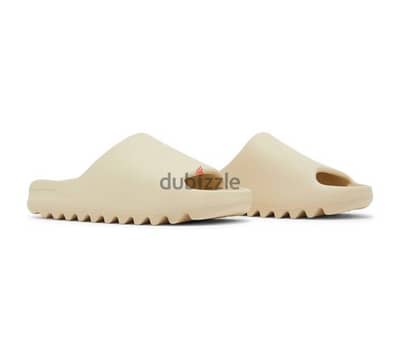 Yeezy Slides ‘Bone’