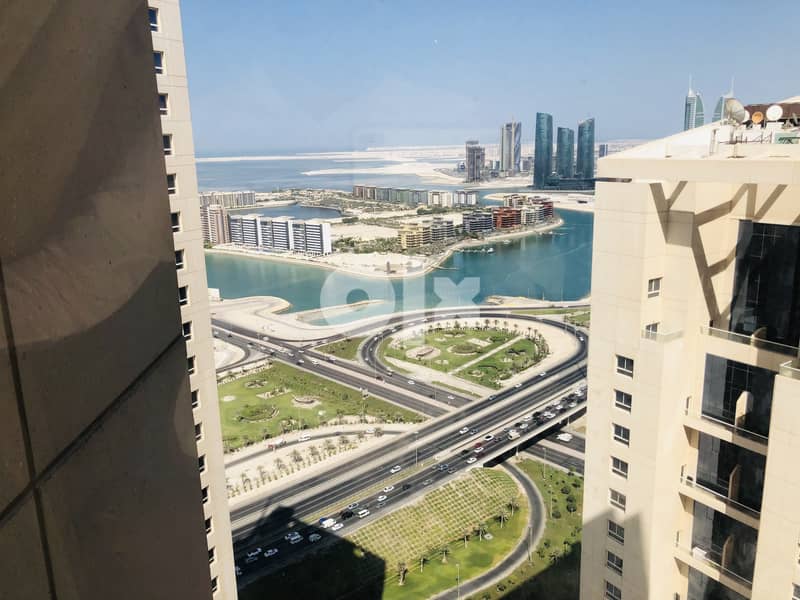 3 Bedrooms flat for sale at Abraj lulu with sea view on higher floor 0