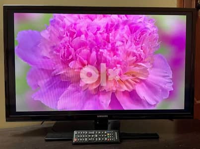 TV 32in Samsung 35BD