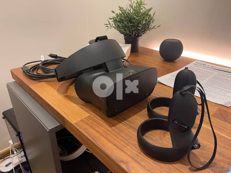 Oculus Rift S PC Powered VR Gaming Headset - Black - Video Game ...