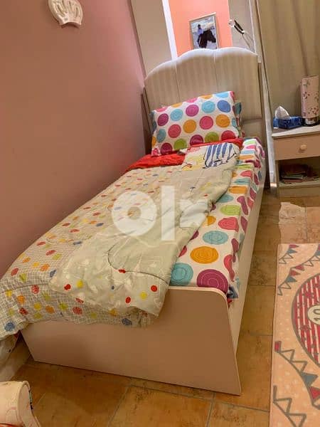 bed for girl 1