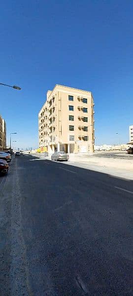 FLAT FOR RENT NEAR LULU HYPERMARKET HIDD