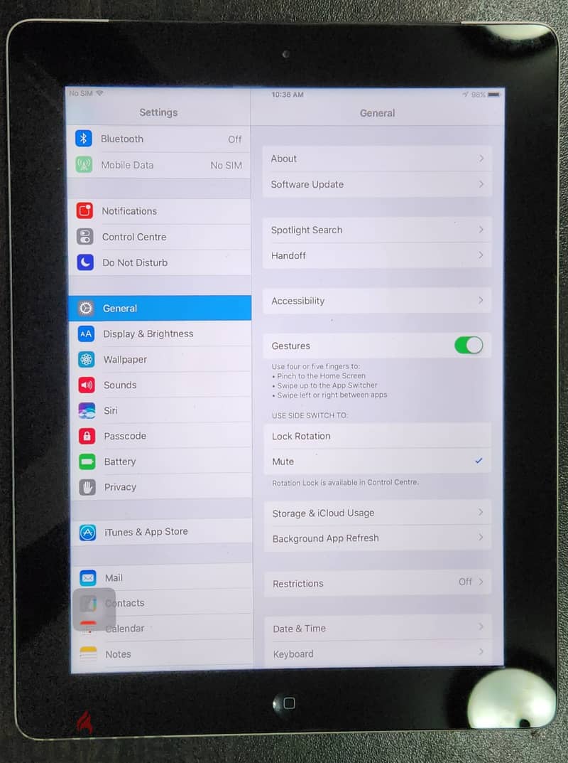IPad 4th Generation 64GB Wifi Cellular Excellent Condition 2