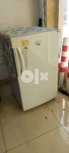 fix price  20bd fridge condition clean 0