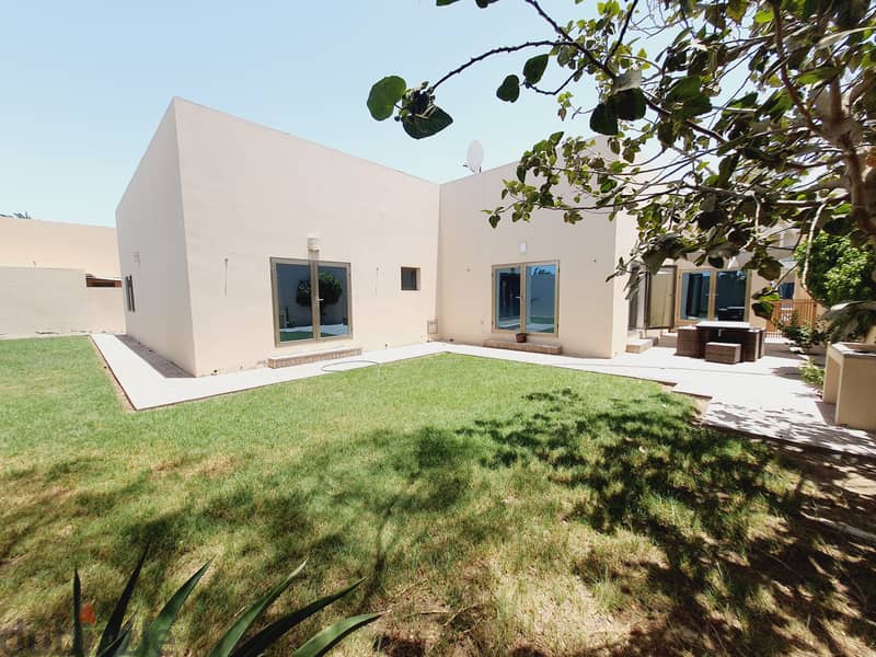 Beautiful 4 bedroom villa for rent with inclusive ( hamala) 12