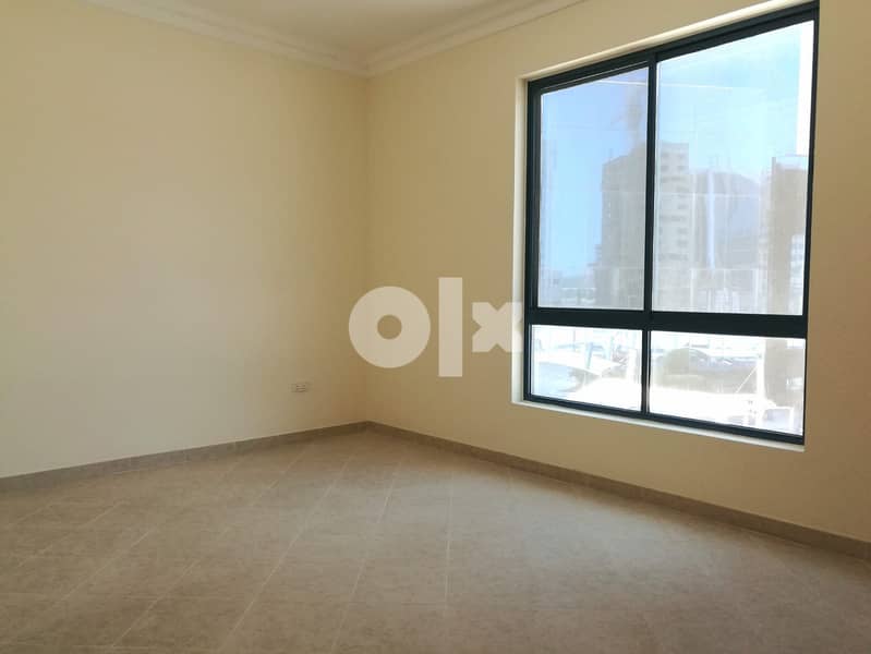 Office l Semi-Fitted l Bright l Spacious 3
